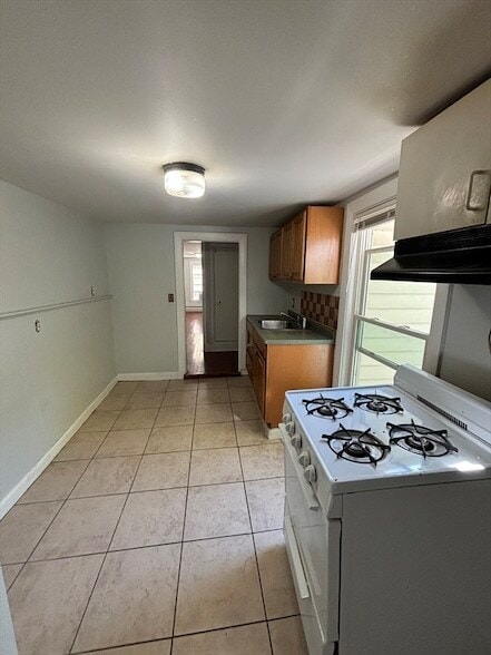 59 Main St, Unit 2 in Stoneham, MA - Building Photo