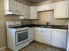 683-685 High St in Oroville, CA - Building Photo - Building Photo