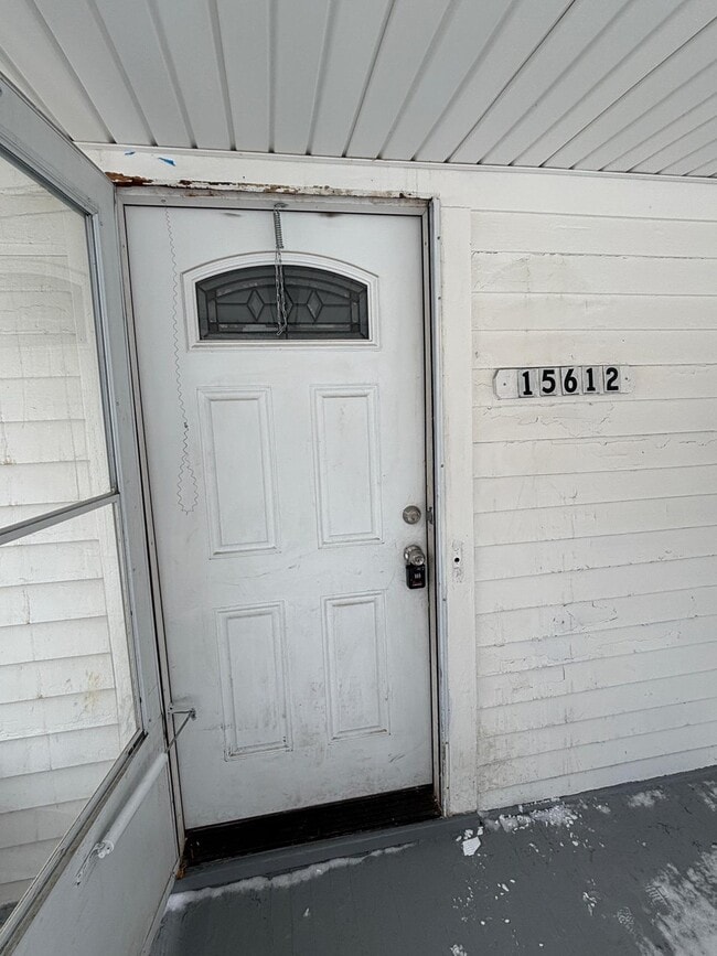 15712 Cloverside Ave in Cleveland, OH - Building Photo - Building Photo