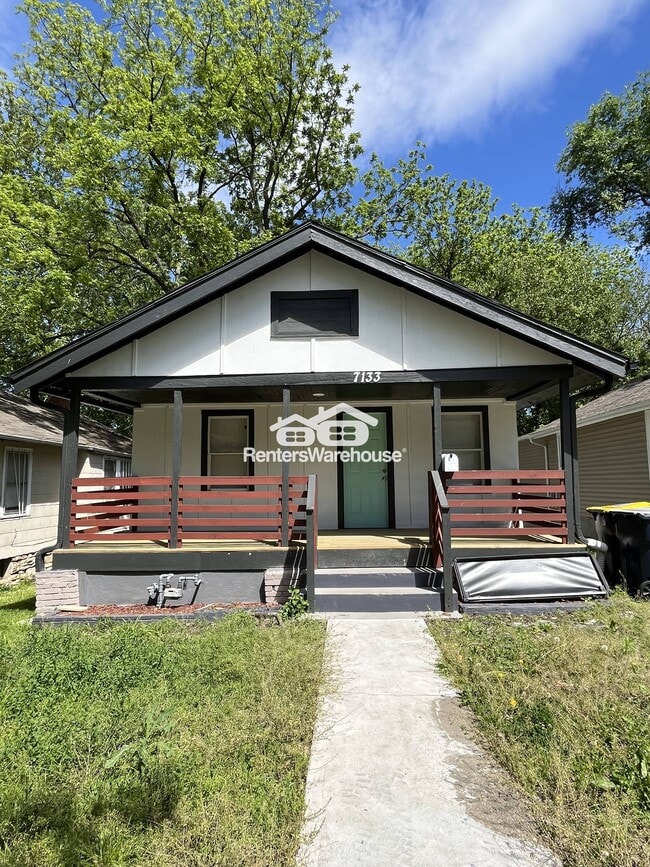 property at 7133 Agnes Ave