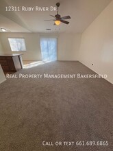 12311 Ruby River Dr in Bakersfield, CA - Building Photo - Building Photo