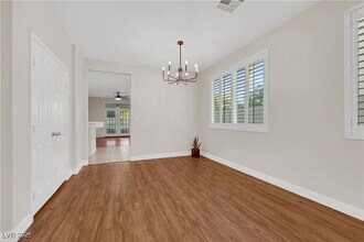 310 Fancrest St in Henderson, NV - Building Photo - Building Photo