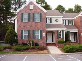 1521 Woodbrooke Dr, Unit Unit A in Southern Pines, NC - Building Photo
