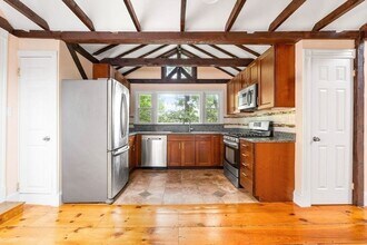 157 Bigelow St in Boston, MA - Building Photo - Building Photo
