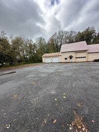 15 N Broad St in Carthage, NY - Foto de edificio - Building Photo