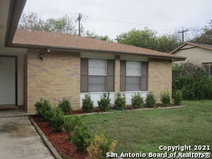 3219 Meadow Dr in San Antonio, TX - Building Photo - Building Photo