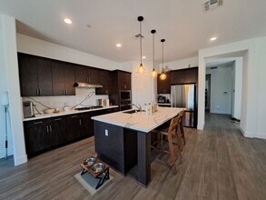 2373 Waterside Dr in Fairfield, CA - Building Photo - Building Photo