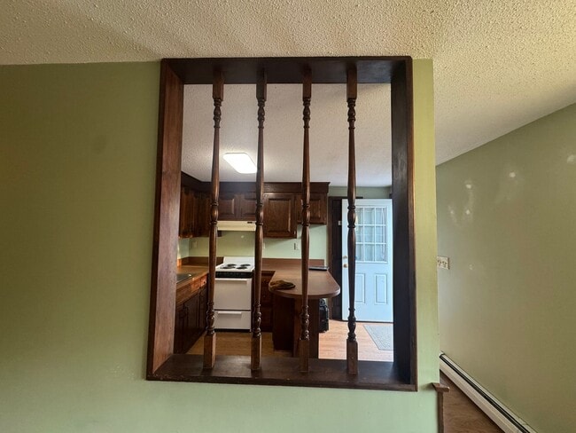 35 Maple St in Springfield, VT - Building Photo - Building Photo