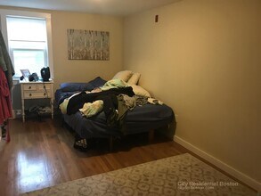266 Gold St, Unit 3 in Boston, MA - Building Photo - Building Photo