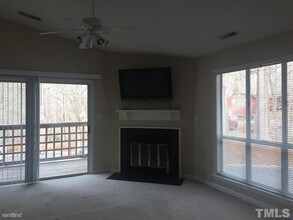 4601 Timbermill Ct-Unit -Apt 301 in Raleigh, NC - Foto de edificio - Building Photo