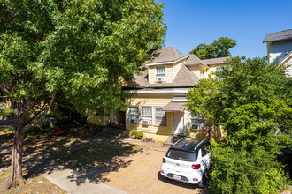 908 W 22nd St in Austin, TX - Building Photo - Building Photo