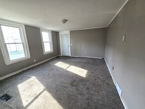 544 Emerson St, Unit 1 in Rochester, NY - Building Photo - Building Photo