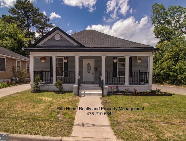 property at 346 Grant Ave