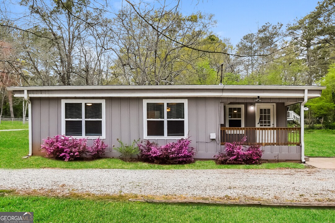 185 Forest Rd in Stockbridge, GA - Building Photo