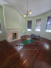 2012 Whitaker St in Savannah, GA - Building Photo - Building Photo
