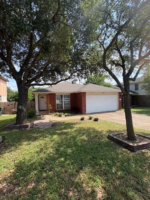 1013 Teapot Dr in Pflugerville, TX - Building Photo - Building Photo