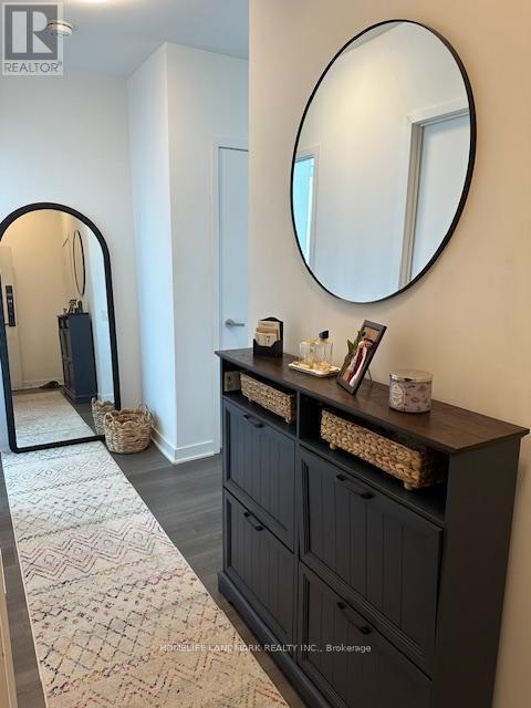 3900 Confederation Pkwy in Mississauga, ON - Building Photo - Building Photo