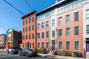 272 6th St Apartments