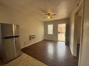 2404 26th St in Lubbock, TX - Building Photo - Building Photo