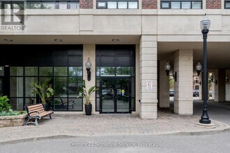 2396-2396 Major MacKenzie Dr W in Vaughan, ON - Building Photo - Building Photo