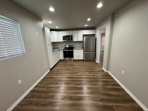 1107 Gidding St in Clovis, NM - Building Photo - Building Photo
