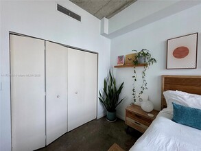 133 NE 2nd Ave, Unit 1507 in Miami, FL - Foto de edificio - Building Photo