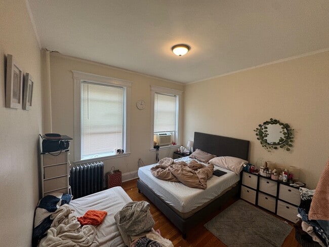 41 Orkney Rd, Unit 2