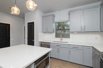 734 Essex St in San Antonio, TX - Building Photo - Building Photo