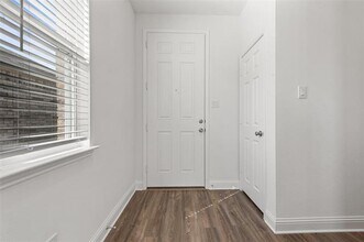 936 Brock Dr in Aubrey, TX - Building Photo - Building Photo