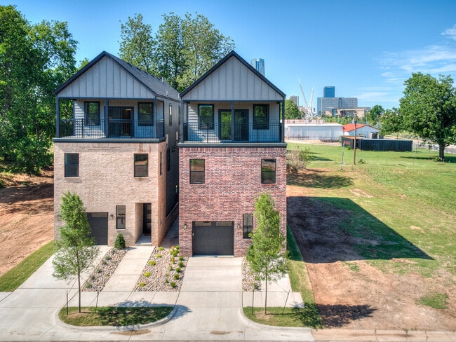 property at 317 SW 13th St