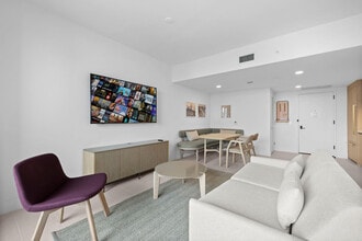 159 NE 6th St in Miami, FL - Building Photo - Building Photo