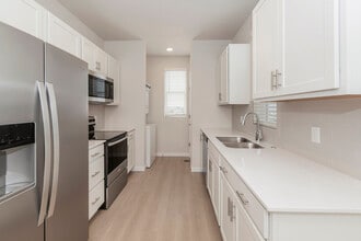 Cottages at Rampart Park in Colorado Springs, CO - Building Photo - Building Photo