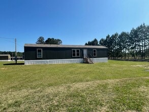 Crumley Farms in Enigma, GA - Building Photo - Building Photo