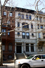 116 W 74th St in New York, NY - Building Photo - Building Photo