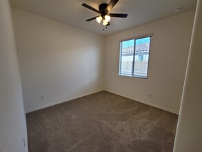 260 E Hawaii Dr in Casa Grande, AZ - Building Photo - Building Photo