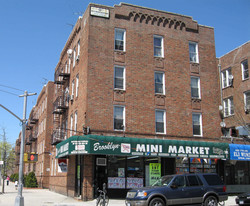 1653-1691 65th St Apartamentos