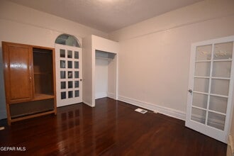 1275 Prospect St in El Paso, TX - Building Photo - Building Photo