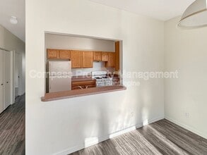 930 Sheldon Ave SE in Grand Rapids, MI - Building Photo - Building Photo
