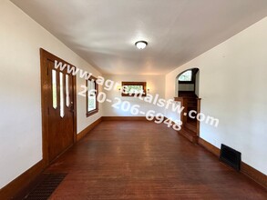 913 Hamilton Ave in Fort Wayne, IN - Building Photo - Building Photo