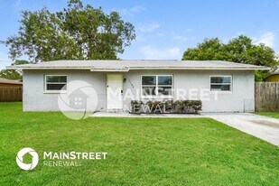 11186 Claymore St in Spring Hill, FL - Building Photo