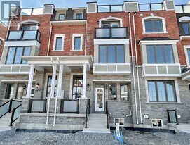 122 Avani Ave in Markham, ON - Building Photo