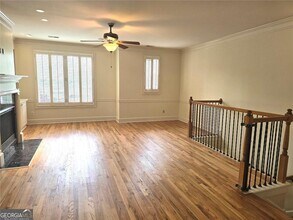 1172 Arbor Park Ln SW in Atlanta, GA - Building Photo - Building Photo