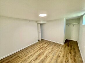 871 Champlain St in Ottawa, ON - Building Photo - Building Photo