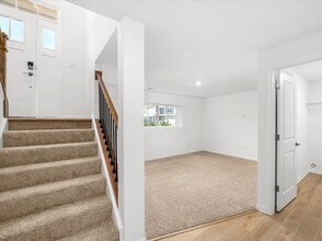 25656 W Yorkshire Dr in Plainfield, IL - Building Photo - Building Photo