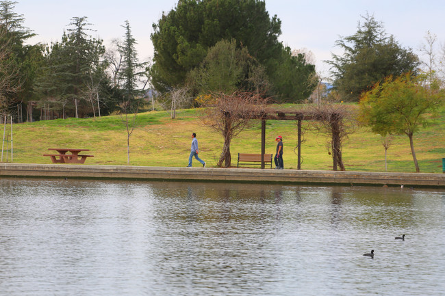 Apartamentos Alquiler en Lake Balboa, CA