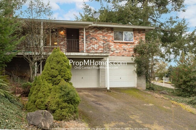 property at 315 East St