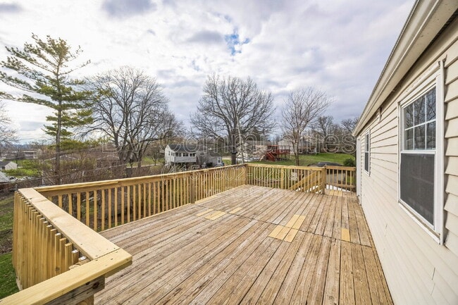 12174 Glencrest Ct in Cincinnati, OH - Building Photo - Building Photo