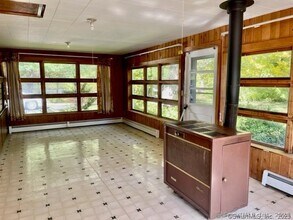 66 Haywardville Rd in East Haddam, CT - Building Photo - Building Photo
