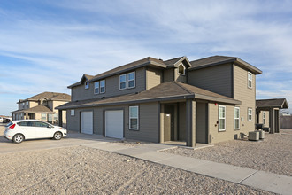 Oak Manor Villas in Hobbs, NM - Foto de edificio - Building Photo