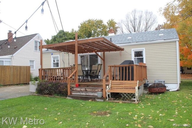 1120 Amelia St in Royal Oak, MI - Foto de edificio - Building Photo